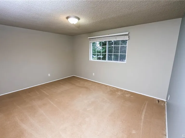 2102 Margaret Pl — Photo 16