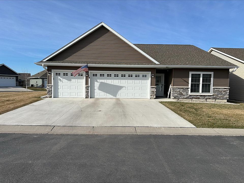 1st image of 511 Southfork Cir SE