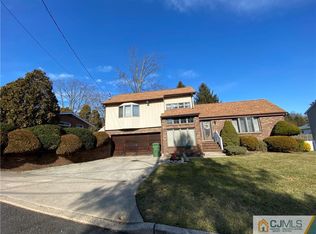 7 Coyle St, Parlin, NJ 08859