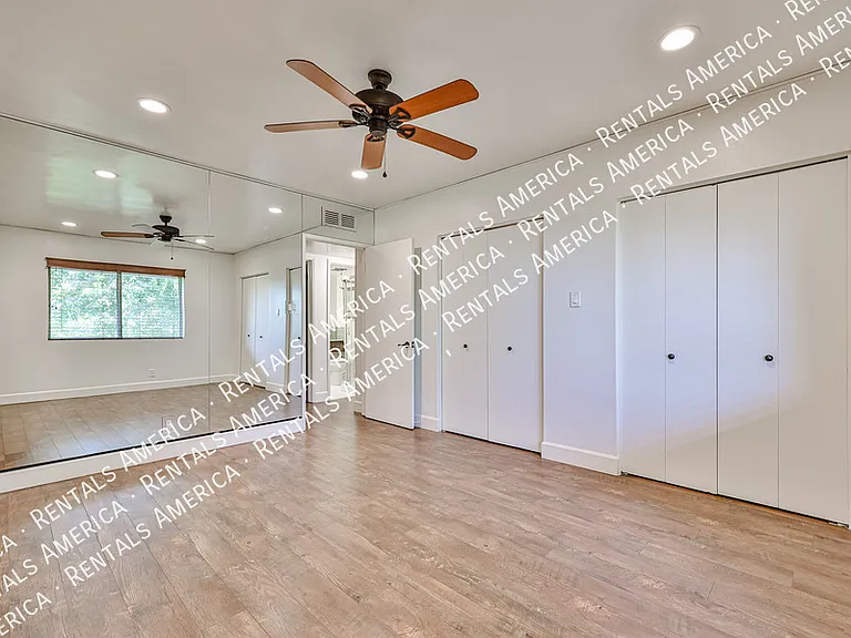 1107 W Osborn Rd #206 — Photo 10