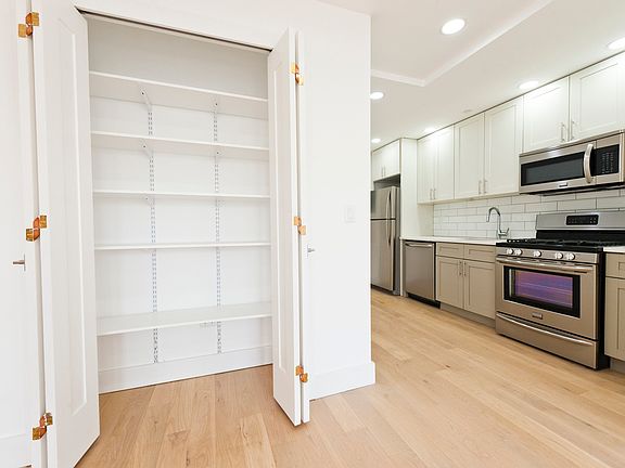 4th image of 25-10 38th Ave APT 3D