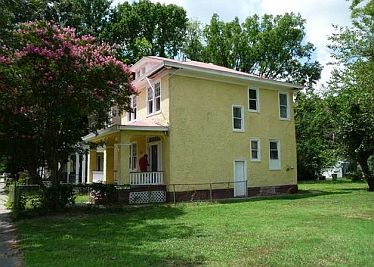 2nd image of 3322 Maryland Ave