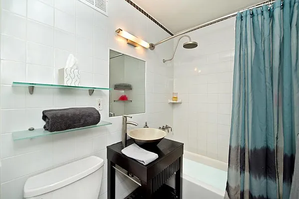 Sold by Keller Williams NYC | media 10