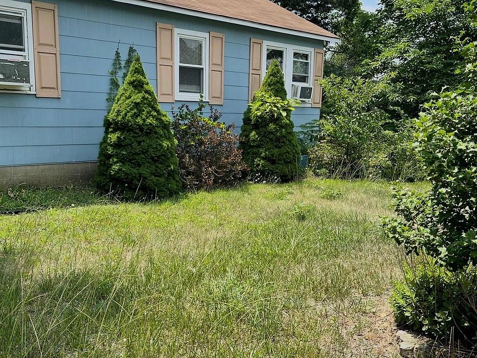2nd image of 334 E Miami Ave