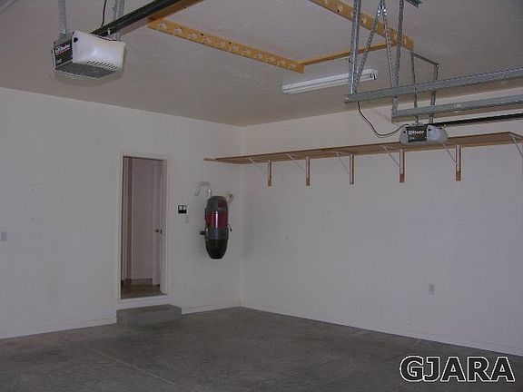 3rd image of 1318 Gold Lake Dr