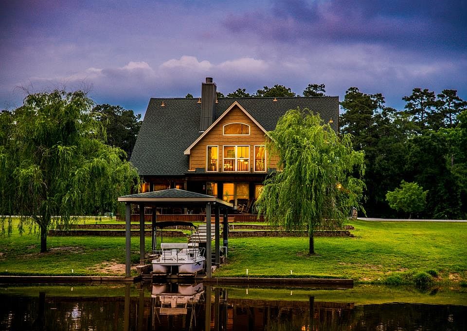 1st image of 34 Wildwood Lake Dr