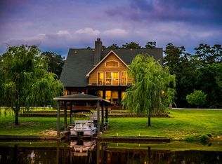 34 Wildwood Lake Dr, Huntsville, TX 77340