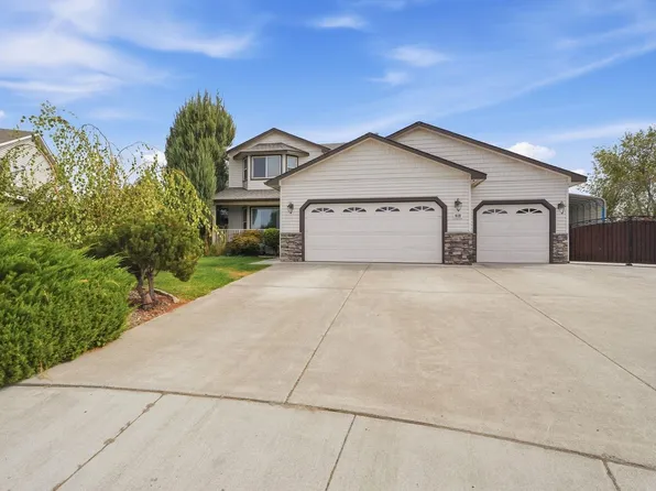 813 N Douglas Ct, Pasco, WA 99301
