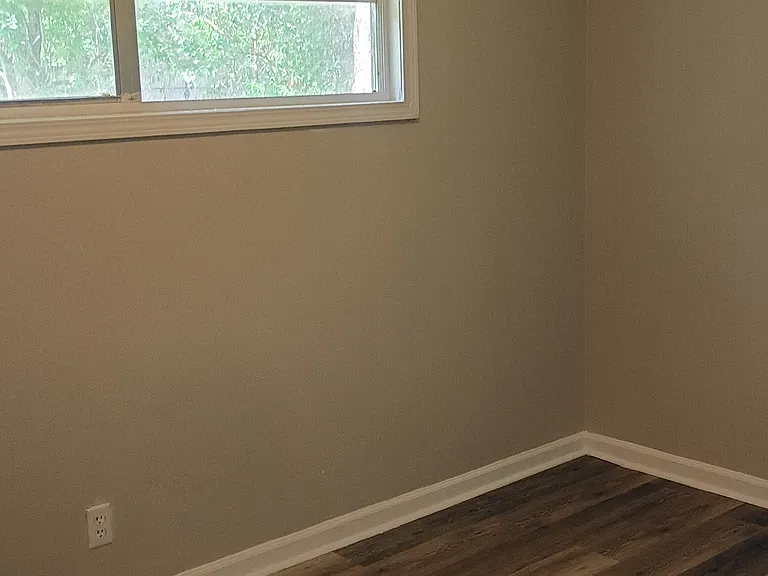 2457 Brevard Dr — Photo 7