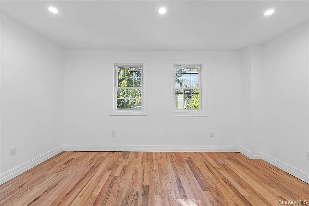 4 bed, 1200 sqft, $3,400 — Photo 1