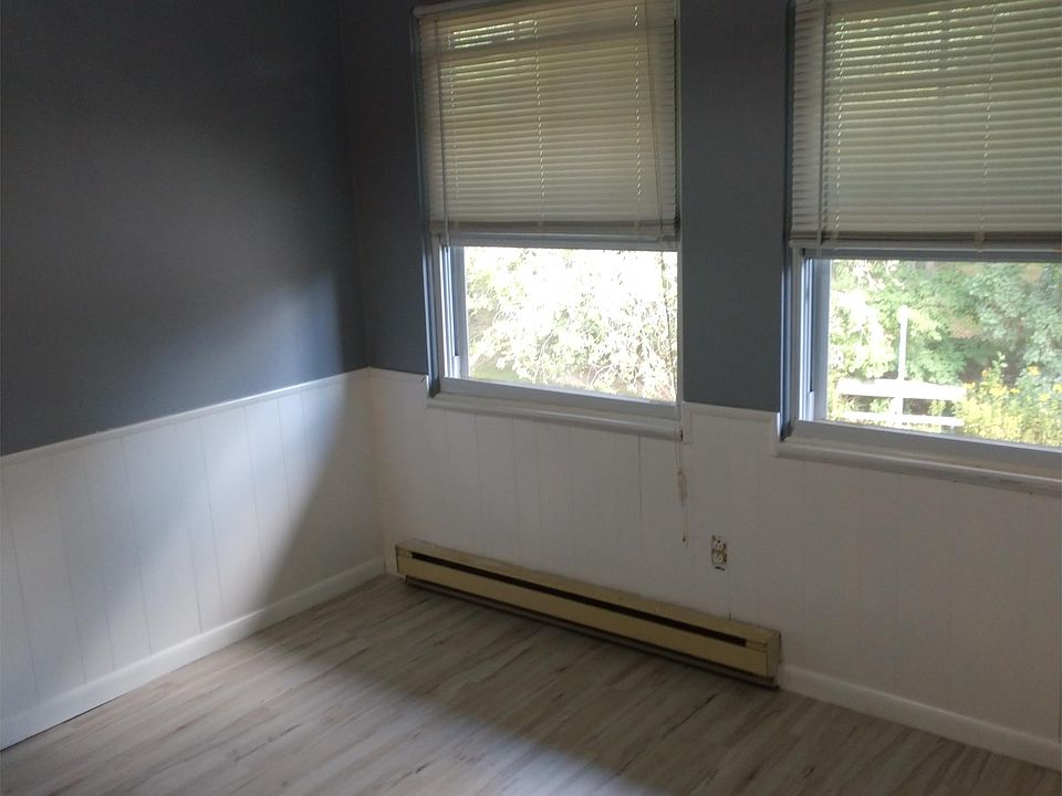 2nd image of 10158 Grover Dr #3