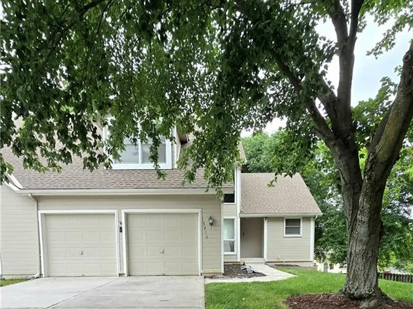 15416 Floyd St, Overland Park, KS 66223
