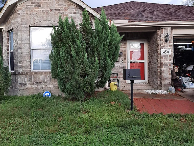 16791 N Blue Jay Dr #A — Photo 2