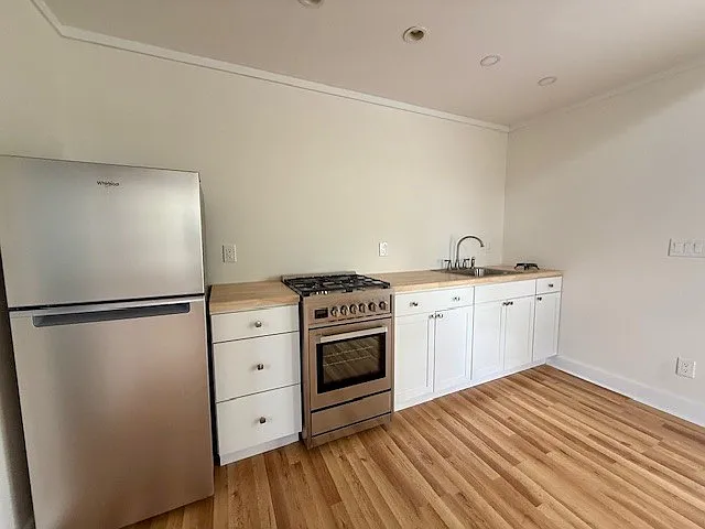 204 Chestnut St — Photo 3