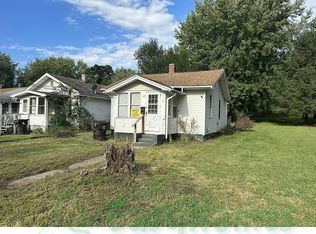 619 NE Rock Island Ave, Peoria, IL 61603