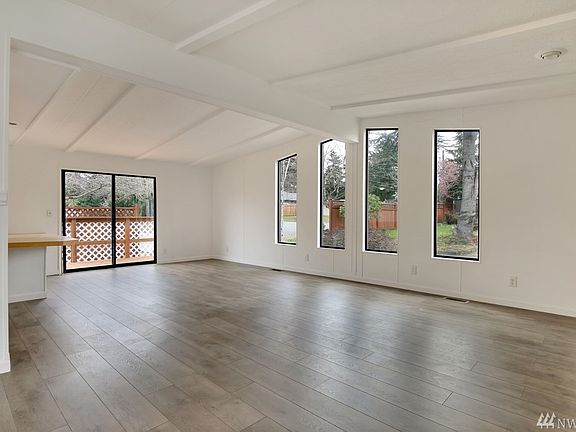 4th image of 10606 18th Ave S