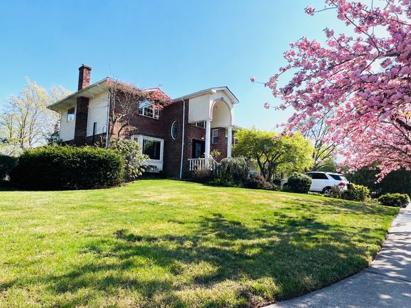 210 Birchwood Park Dr