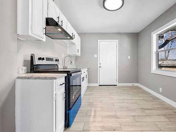 5th image of 2121 Wagner Ave #A