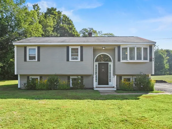90 Main St, Baldwinville, MA 01436