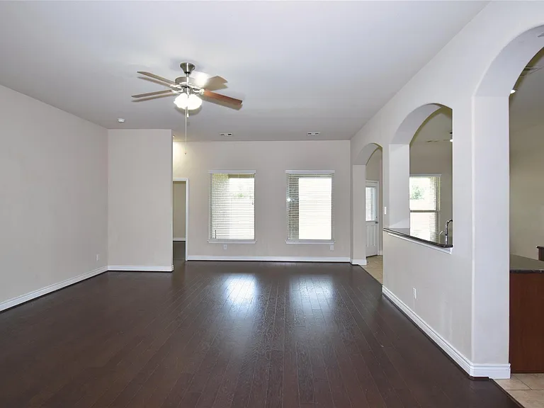 5623 S Denham Ridge Ln — Photo 10
