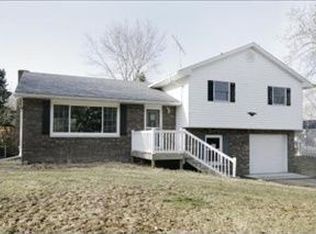 22111 Salisbury Dr, Mattawan, MI 49071