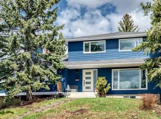 5512 SW Dalwood Way NW, Calgary, AB T3A 1S7