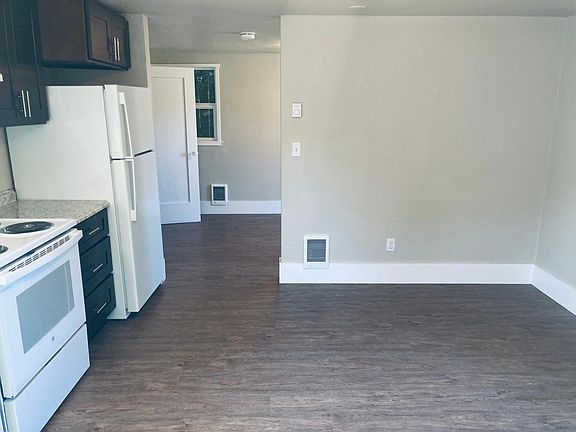 4th image of 710 S 40th St #A