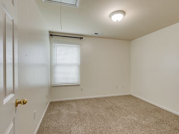 3rd image of 4017 Cadence Dr