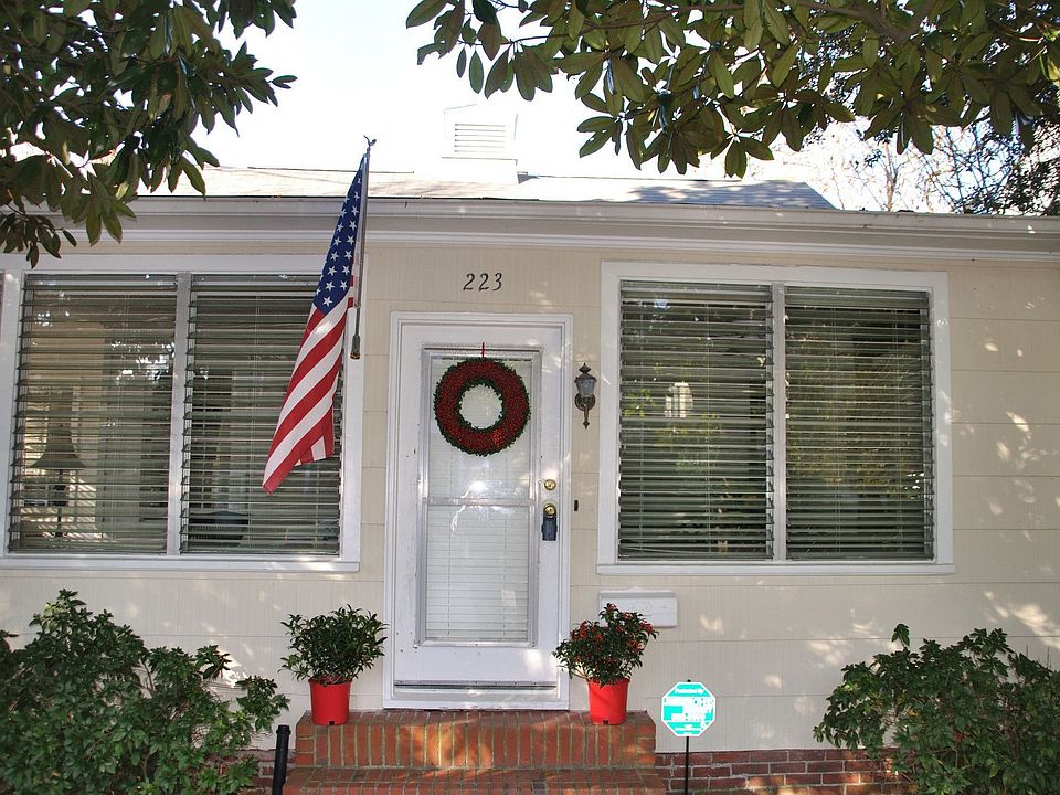 223 44th Street Renovated Cottage 2 Blocks from Ocean
