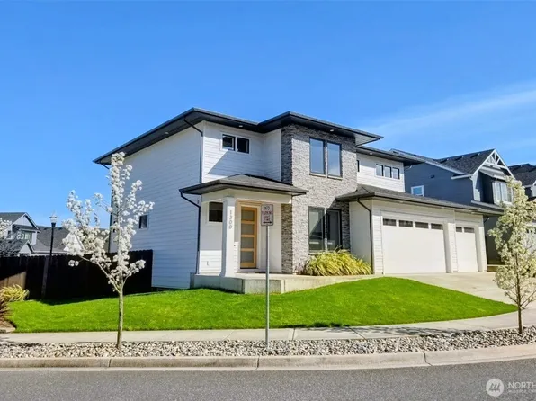 1300 S 41st Place, Ridgefield, WA 98642