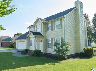 2107 Springdale Dr SW, Hartselle, AL 35640