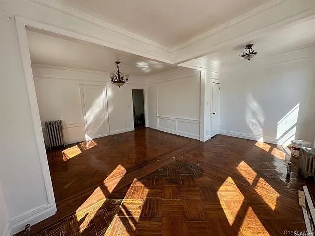 3 bed, 1.0 bath, 1320 sqft, $3,700 — Photo 3