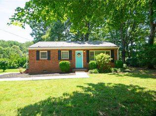 1712 Scott Rd, Statesville, NC 28625