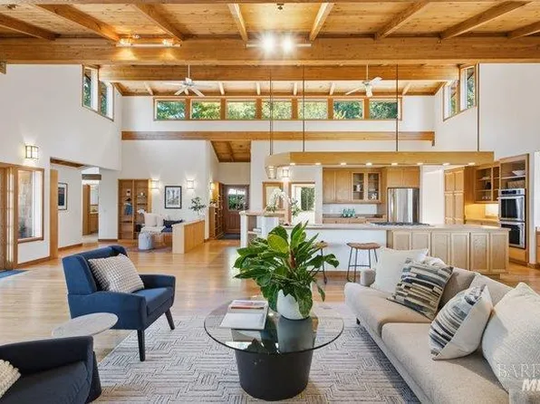 50 Fox Drive, Point Reyes Station, CA 94956