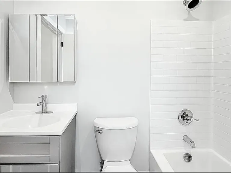 269 Kennedy Blvd #4B — Photo 7
