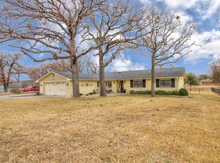 409 Cocopa Dr, Lake Kiowa, TX 76240
