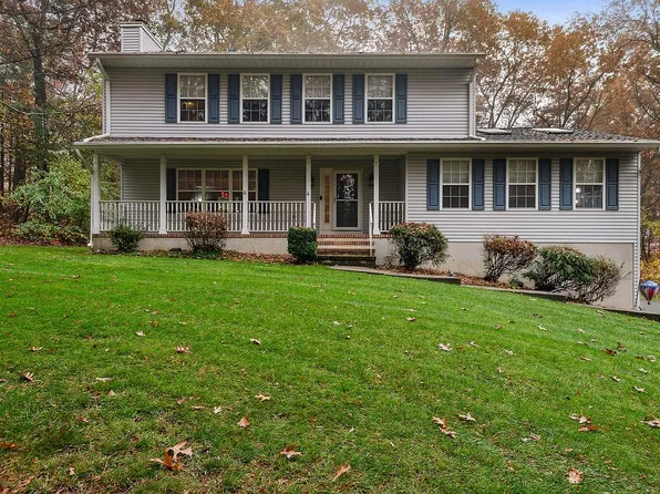 407 Sand Shore Rd, Hackettstown, NJ 07840