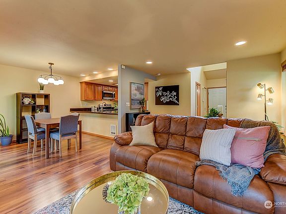 4th image of 10912 SE 250th Court #A