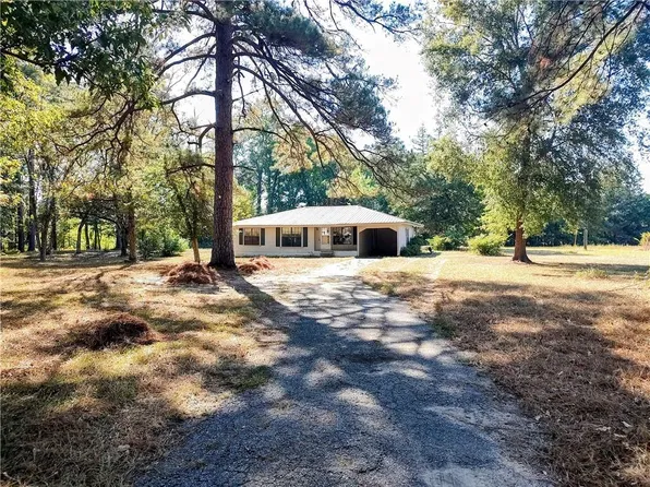 1674 Hart Rd, Campti, LA 71411