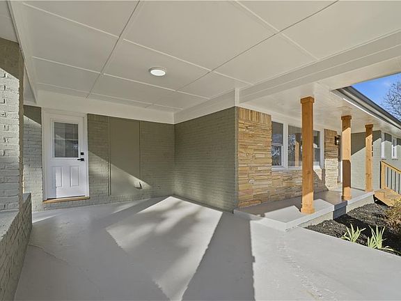 4th image of 2631 Miriam Ln