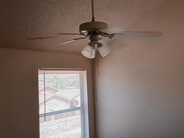 5760 W Valley Cir — Photo 3