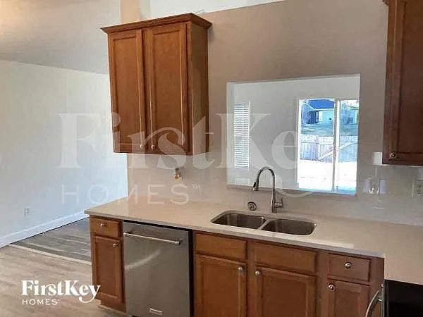 314 Marisco Way — Photo 5