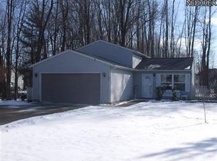 38929 Chestnut Ridge Rd, Elyria, OH 44035