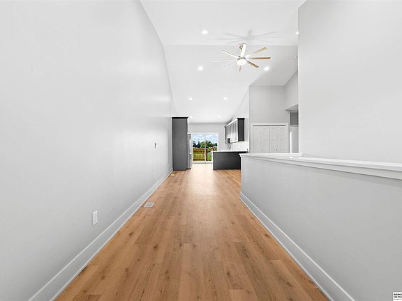 3rd image of 349 Capstone Dr