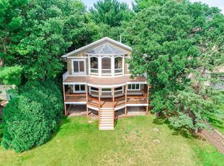 2475 River Rd S, Lakeland, MN 55043