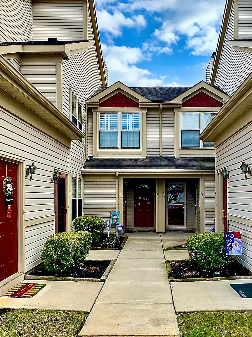 411 Steeplechase Ct #411 photo 1
