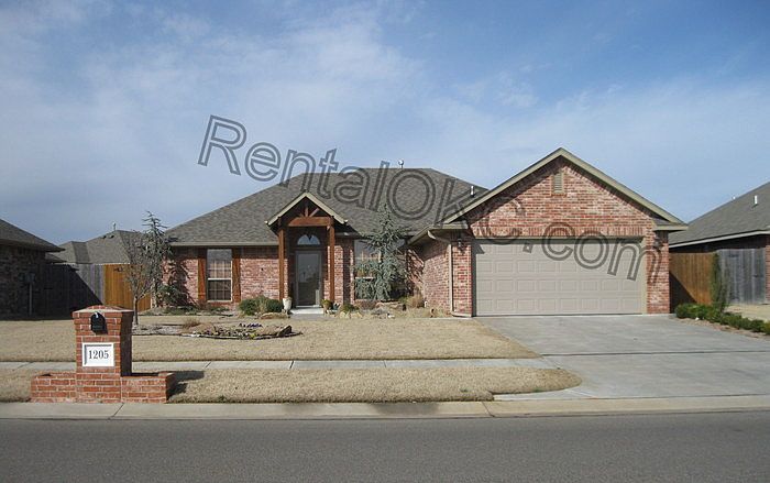 1st image of 1205 Stoneridge Dr