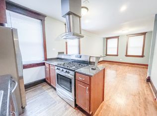 2825 N Francisco Ave APT 2R, Chicago, IL 60618