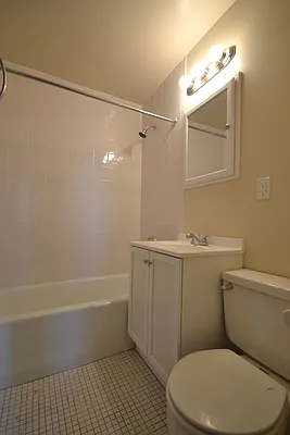 Rented by Bold New York | media 29