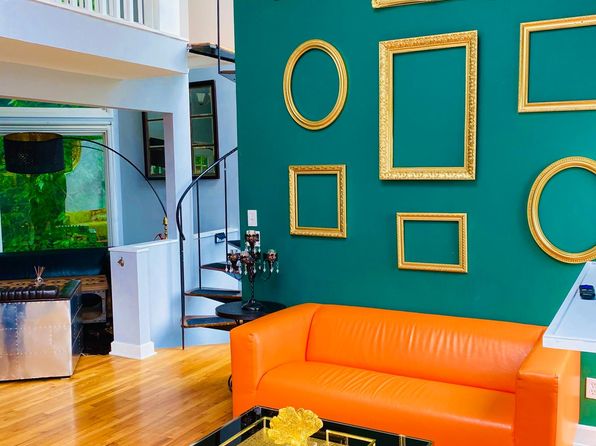 (undisclosed Address)